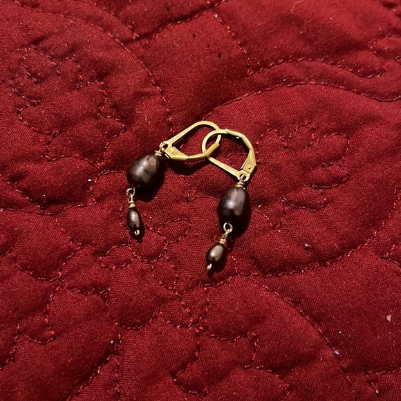 Stunning black pearl earrings gold filled - Picture 1 of 1